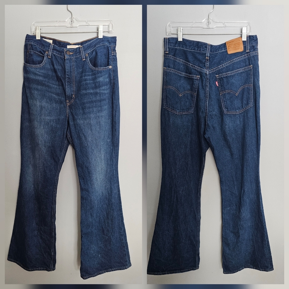 Levi's 70s High Flare Jeans Women's Size 31 (32x30.5) Dark Wash Denim High Rise
